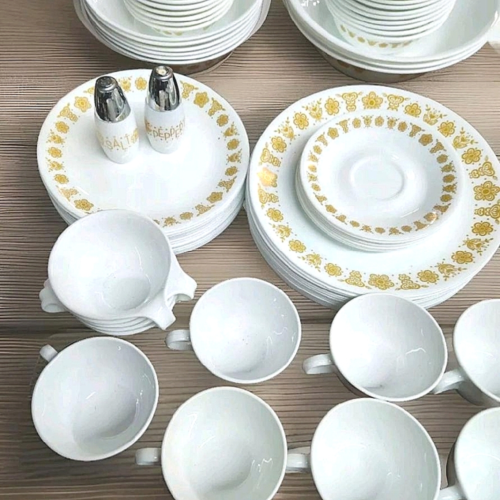 104 Piece Vintage Corelle "Golden Butterfly Flower" dinnerware set.